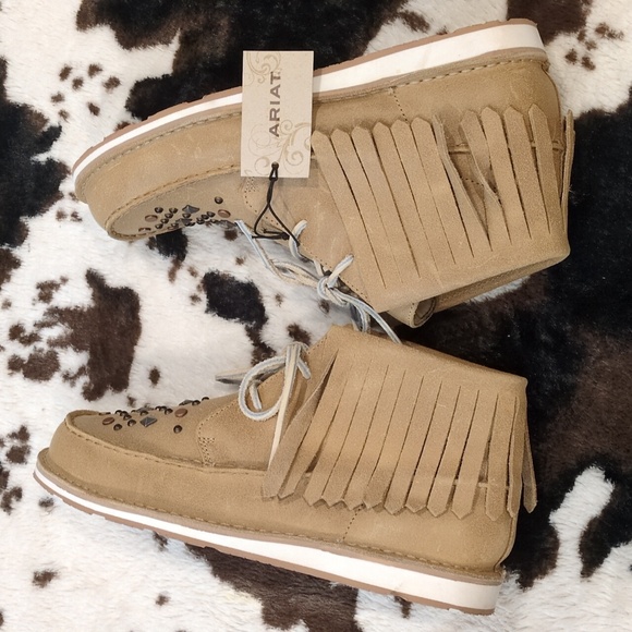 NWT Ariat Women's leather Chukka Tan Fringe Shoe size 10 B Med - Picture 8 of 11